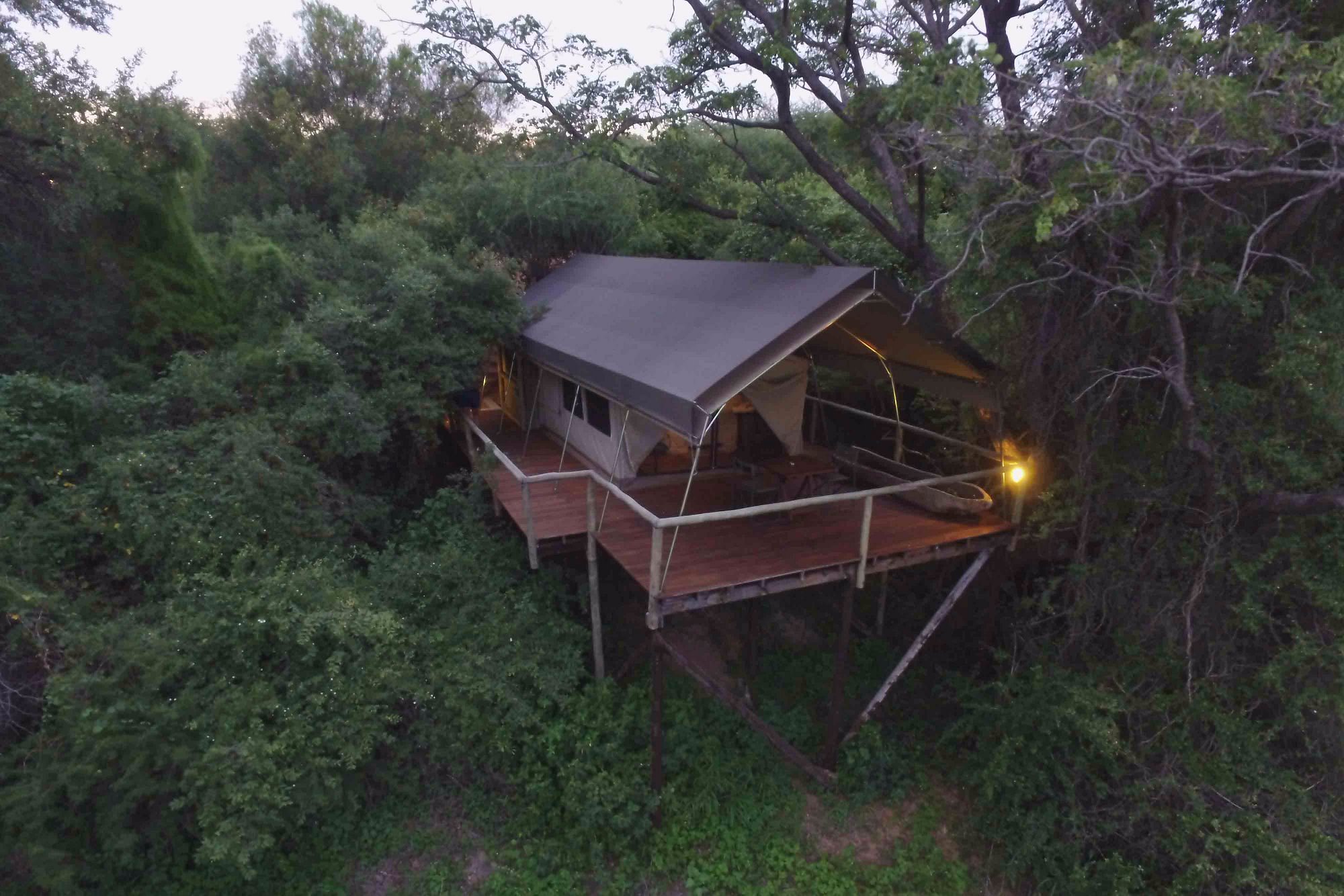 Taranga Safari Lodge thumbnail 2